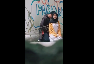 7 Powerful Tips Jilbab Indo Viral Nonton Bola Bareng, Gol-Nya Di Hati