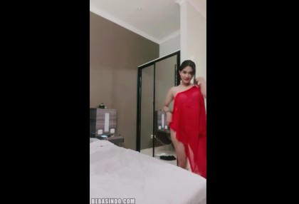 Indo Viral. Pesona Pria Di Rumah Ujung Jalan Revealed